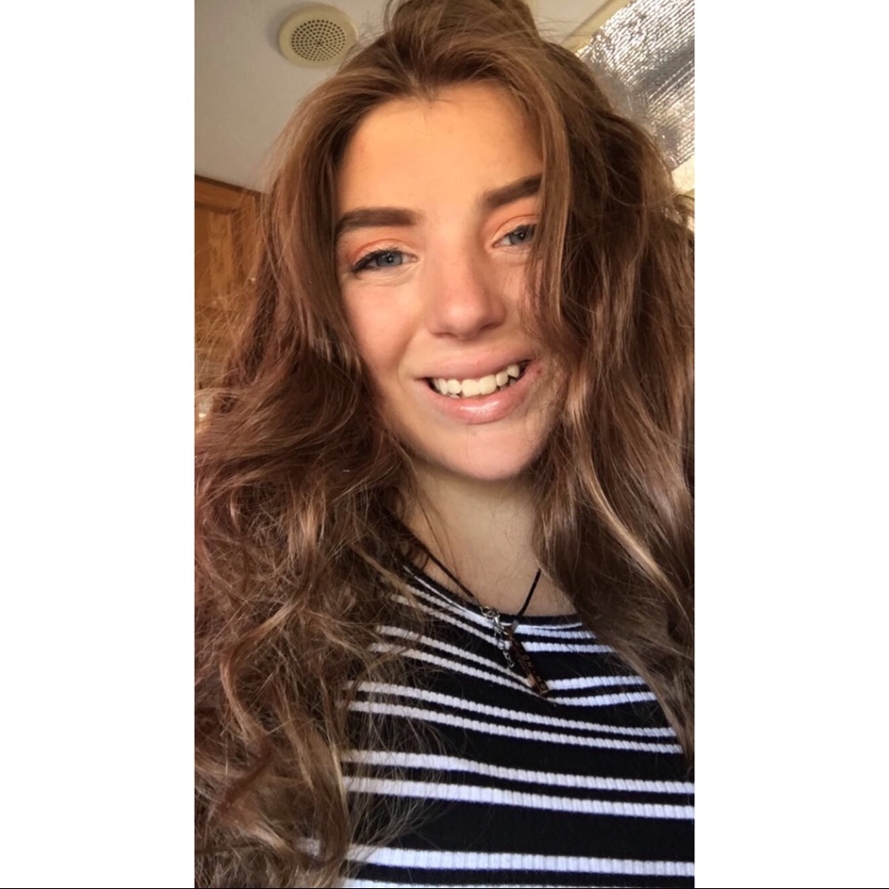 Meet your Posher, Gabrielle